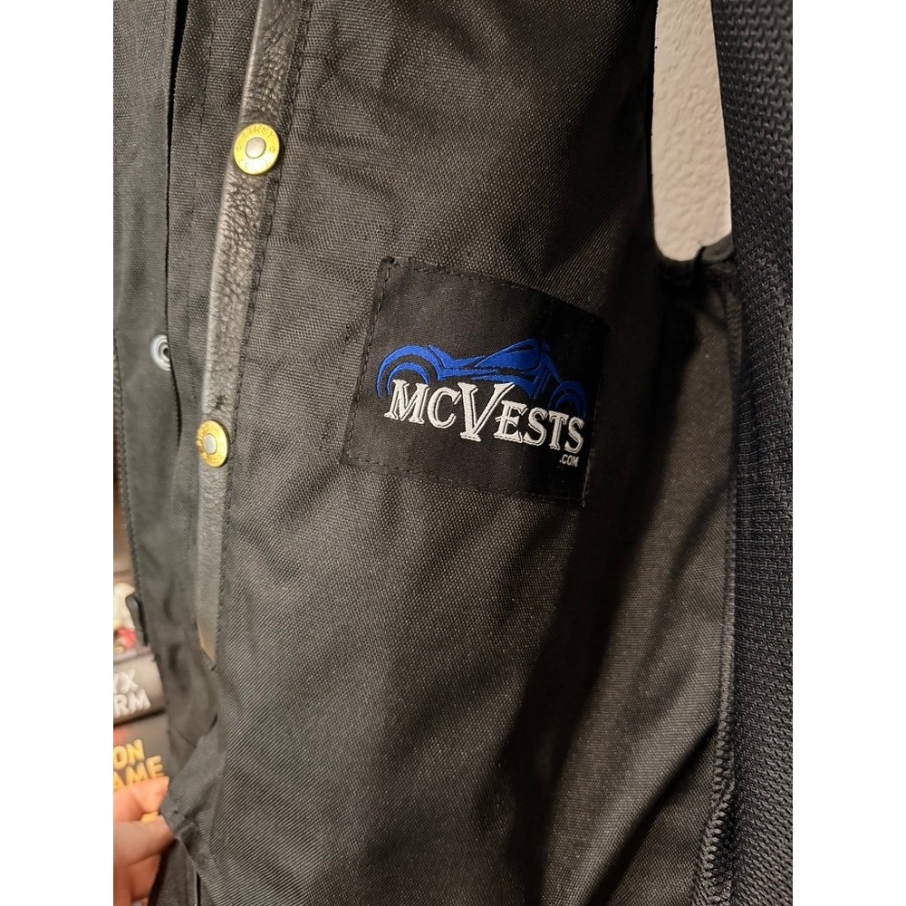 MCVests Mens Black Leather Motorcycle Vest Concealed Carry Biker Club Vest Large - Picture 5 of 6